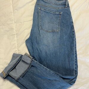 Old Navy Women's Boyfriend Jeans in Blue